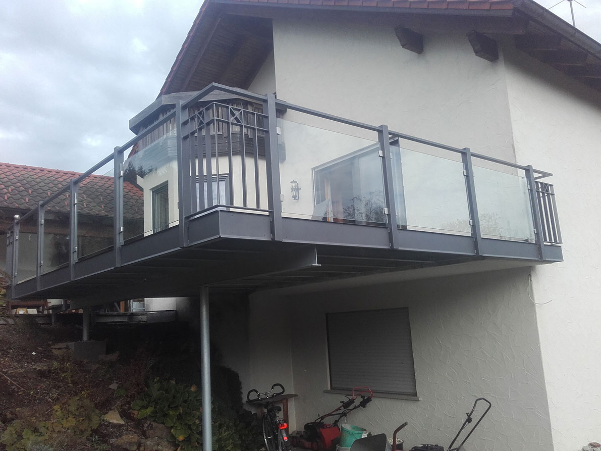 Referenzbild Geländer